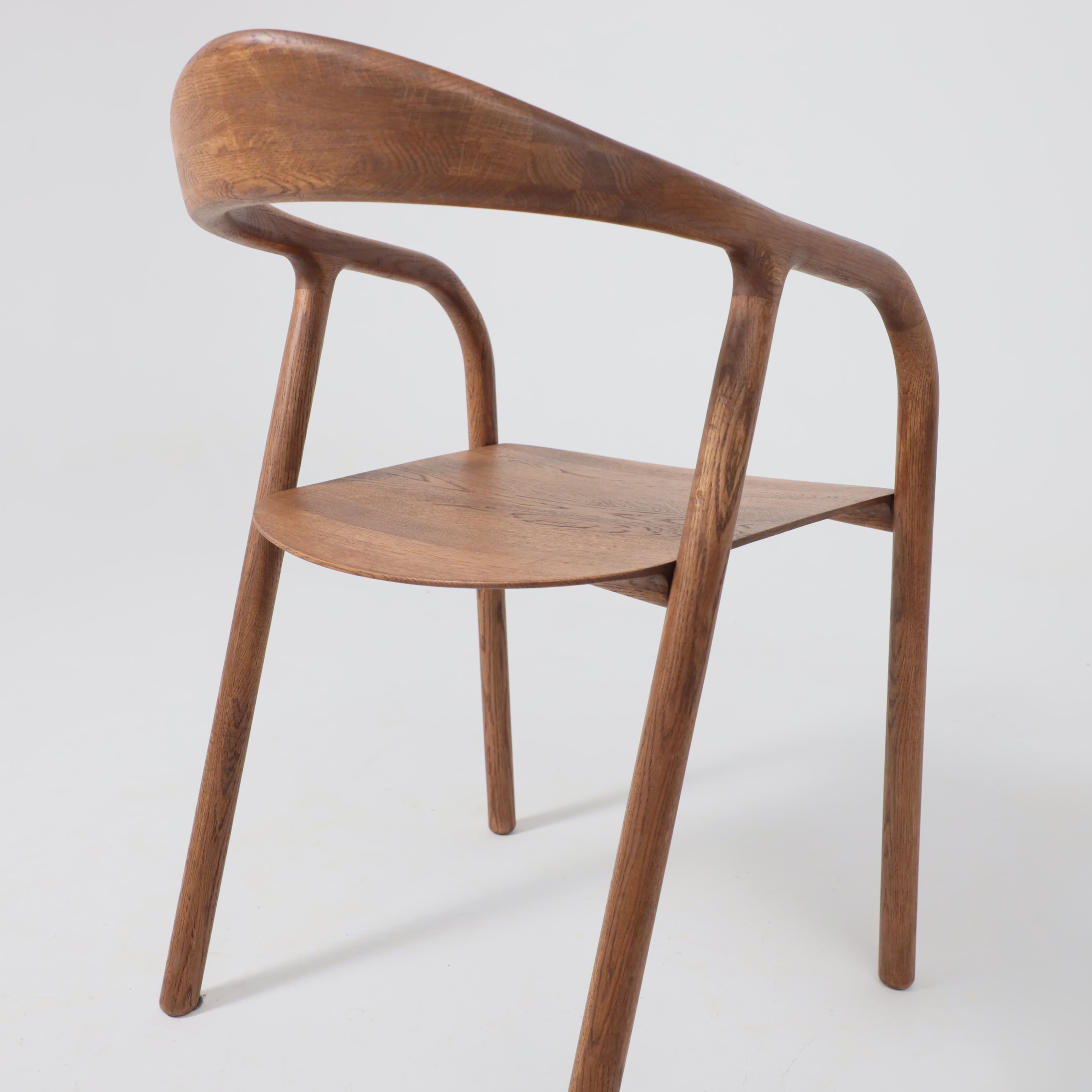 Стул Био, покрытие коньяк, массив дуба