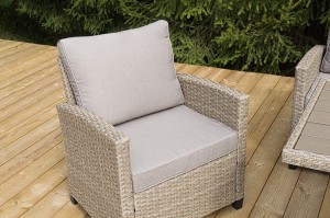 "Мэдисон" обеденная группа из искусственного ротанга