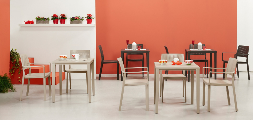 Стол пластиковый обеденный Timo антрацит