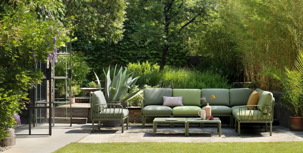 Столик пластиковый кофейный Komodo Tavolino агава