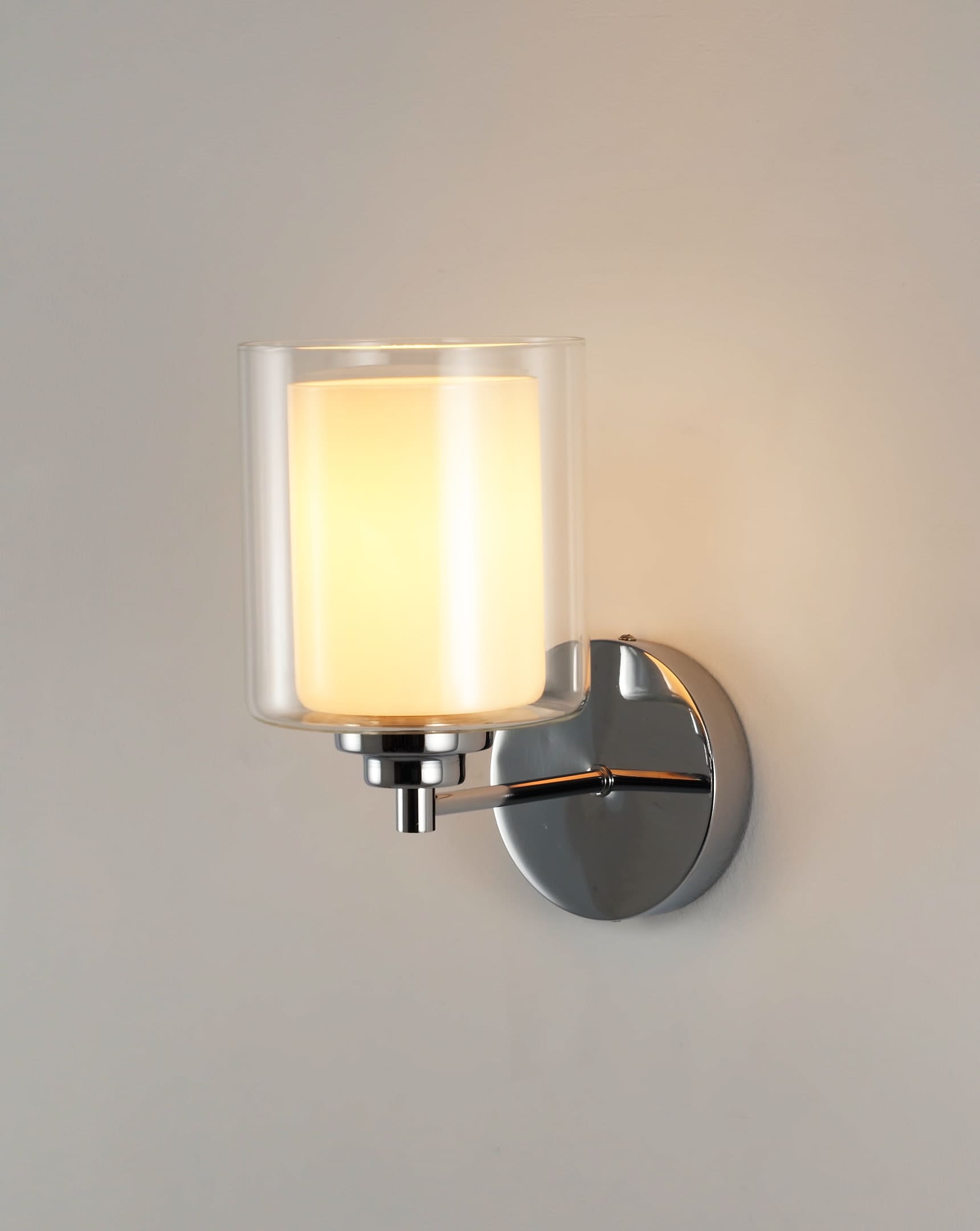 Бра Moderli V2523-1W Maximilian