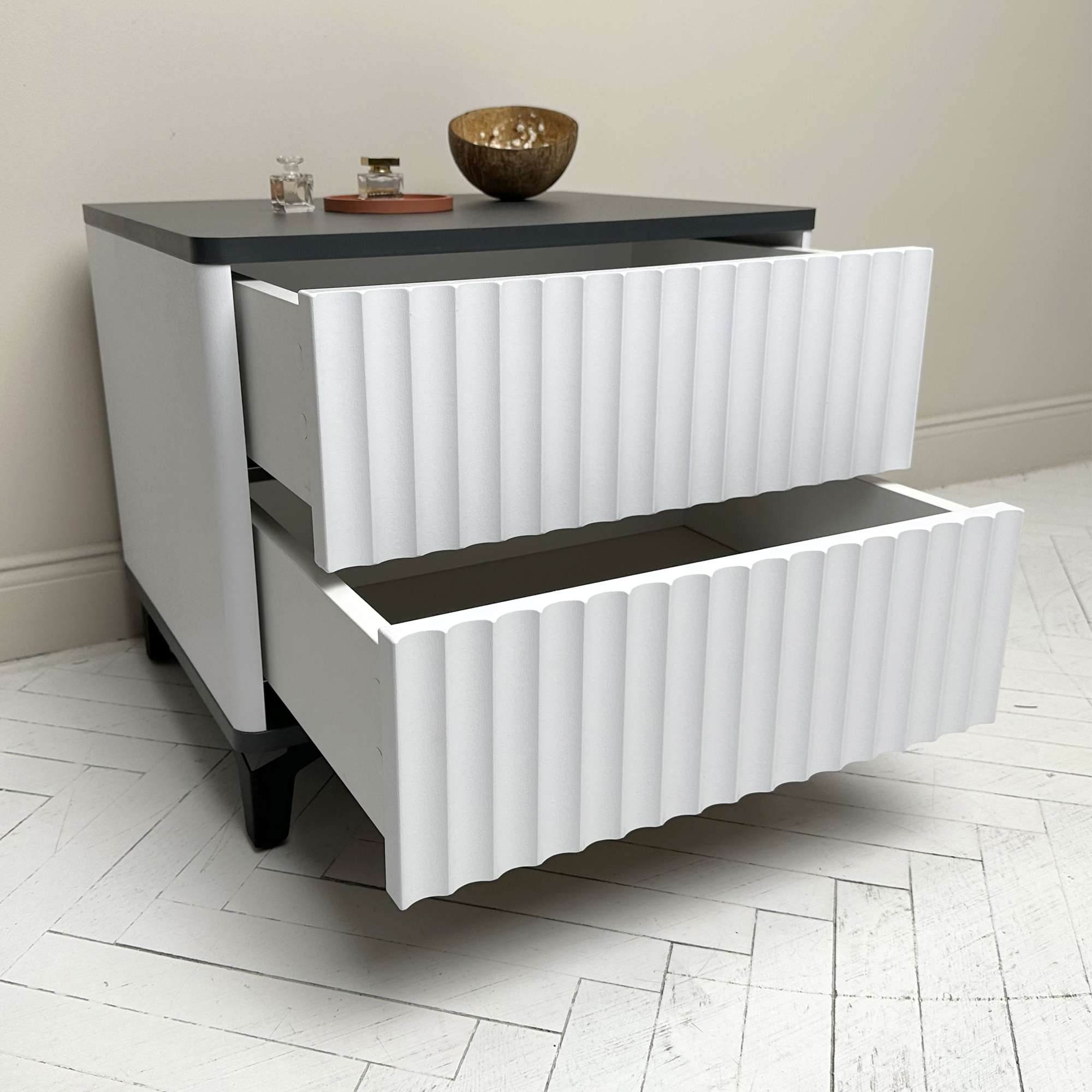 Стол-консоль Royal-5003, белый + металл бруклин, мдф пленочный + лдсп