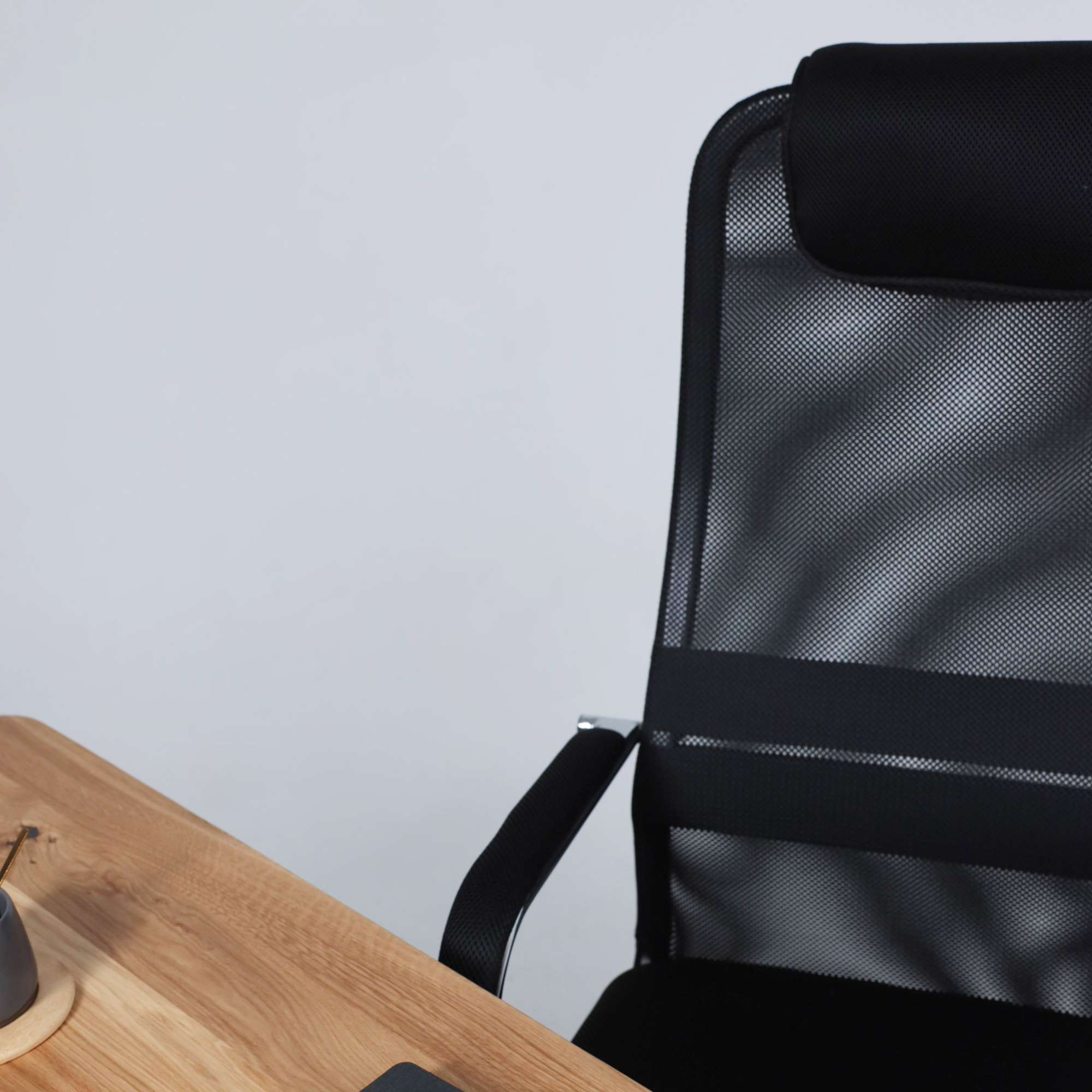 Кресло поворотное Germes, чёрный, ткань