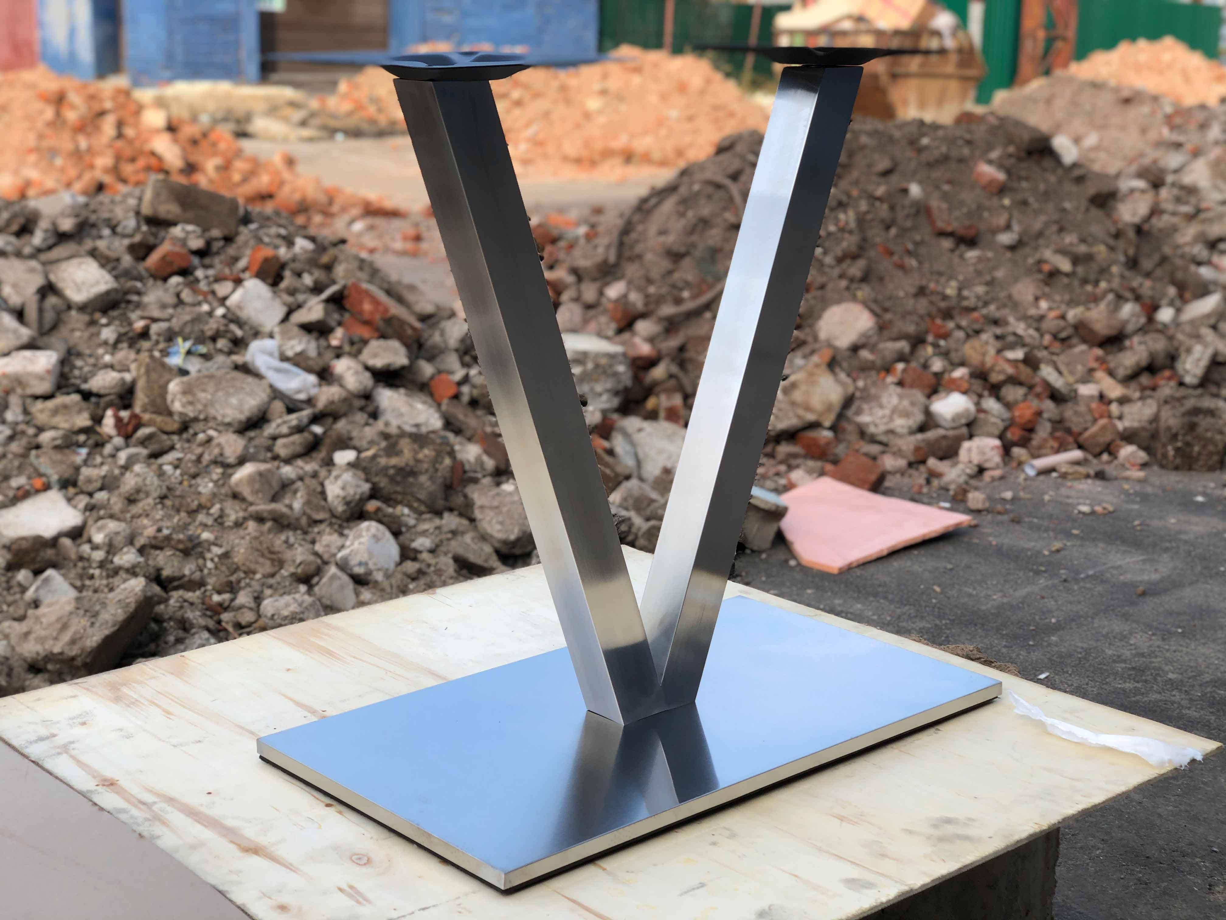 Подстолье 1048EM