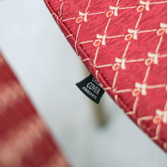 Стул Хит 25мм - золото, корона красная