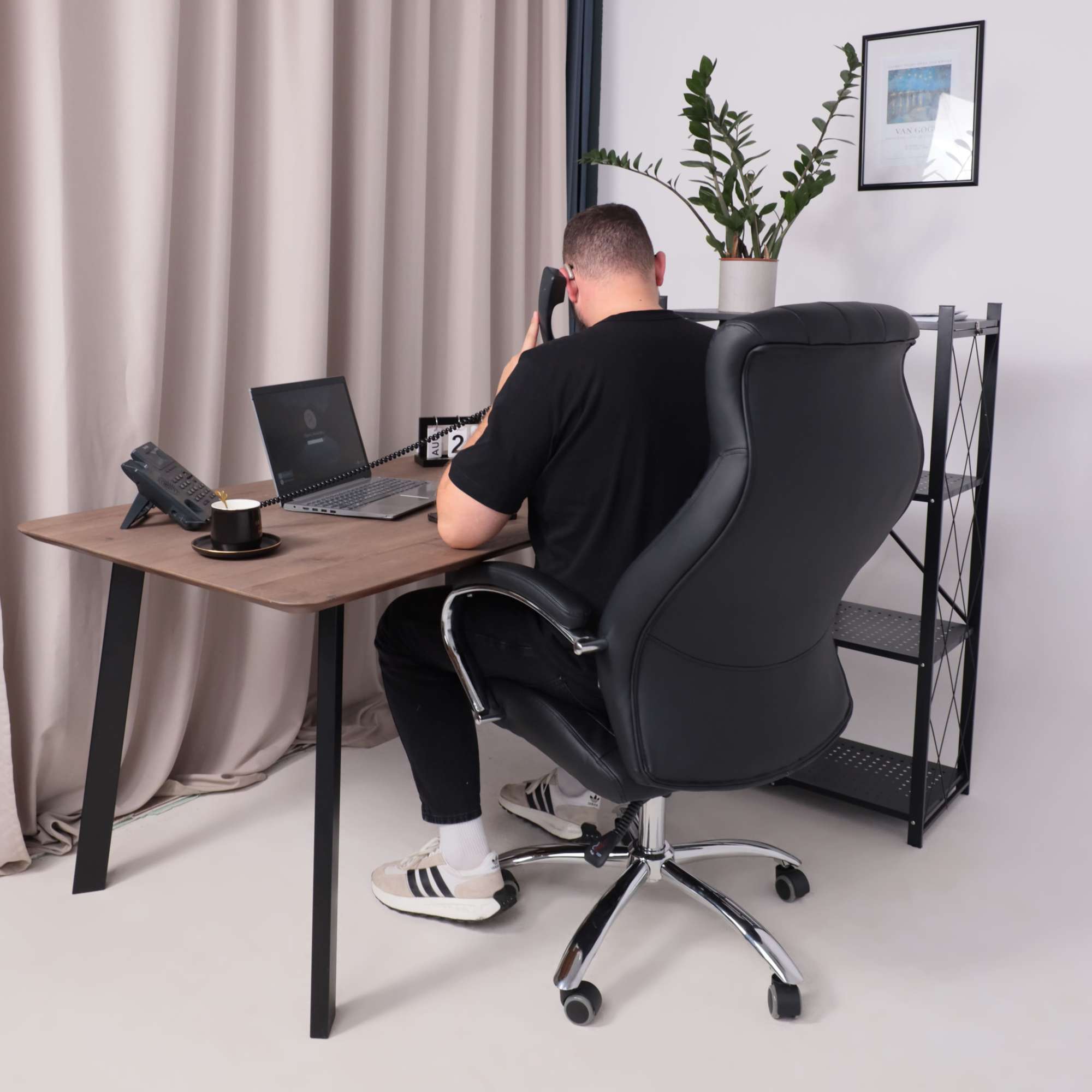 Кресло поворотное MASTIF, ECO, черный