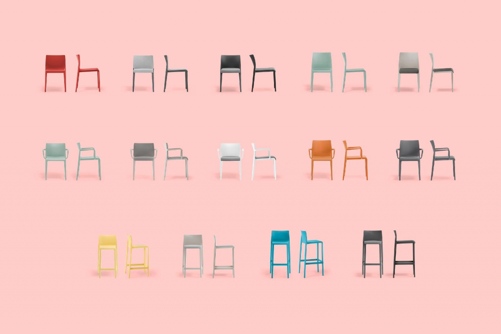 Стул пластиковый полубарный Volt желтый