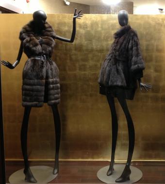 MON-6 Манекен женский абстрактный