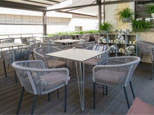 "Руссо" обеденный стол из HPL квадратный 90х90см