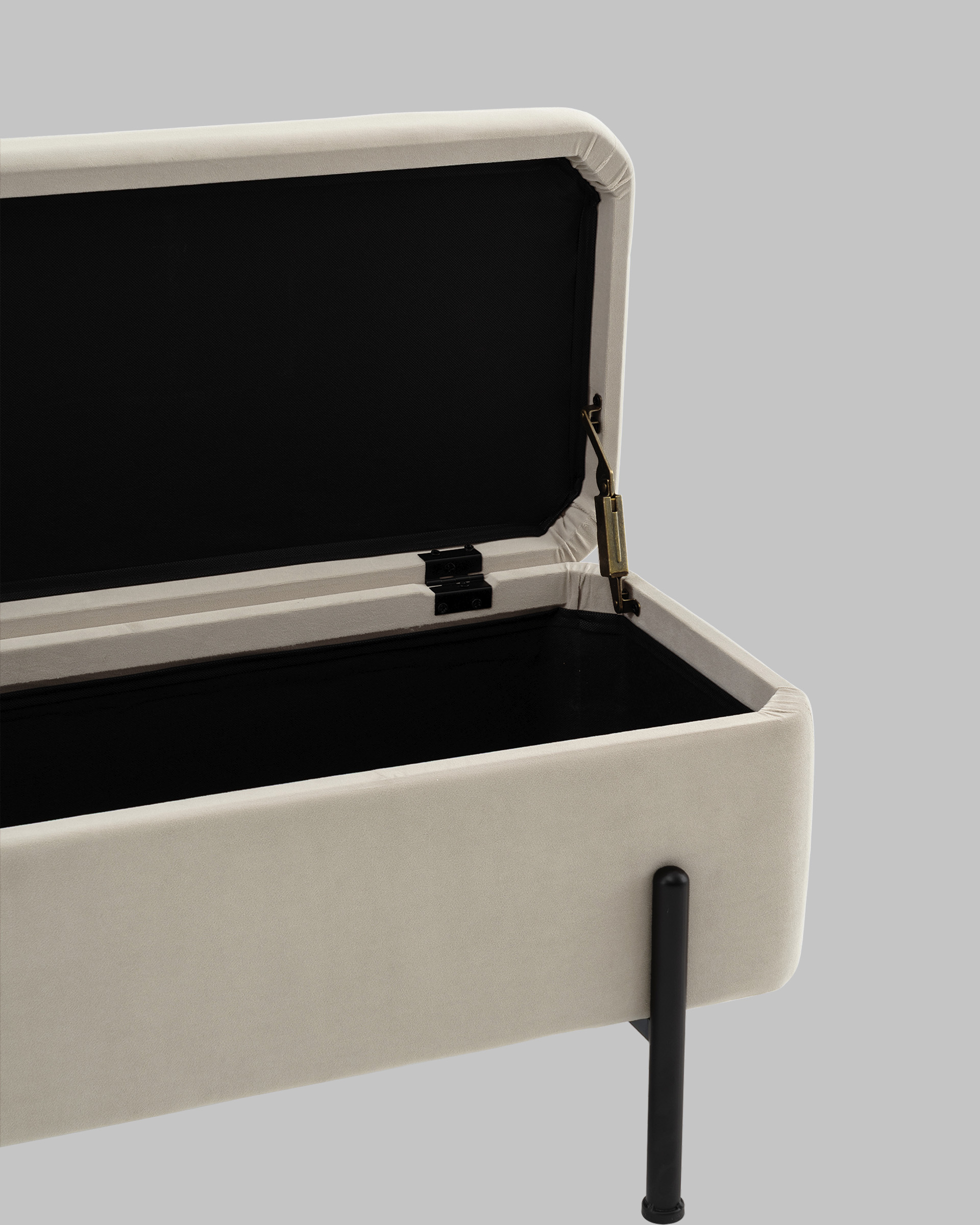 Банкетка Болейн с ящиком велюр бежевый черные ножки