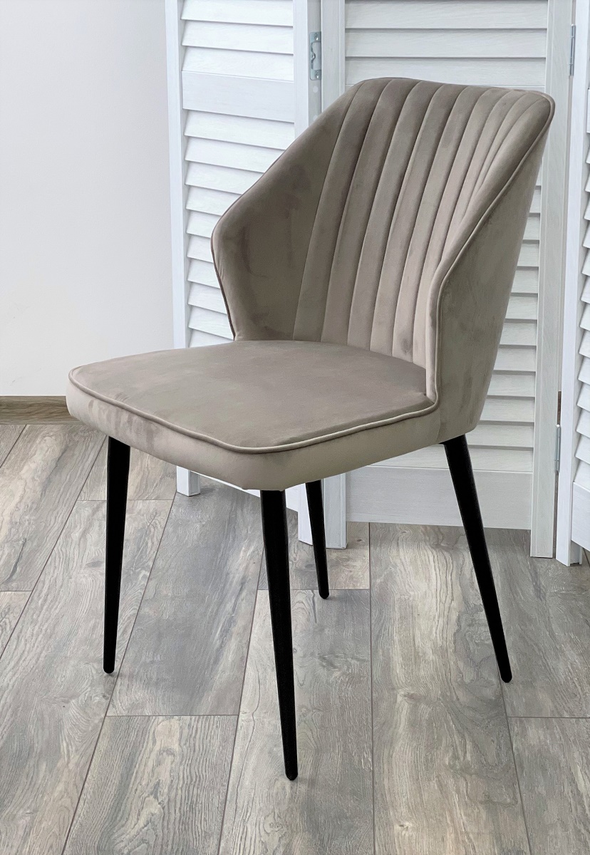 Стул СИЭТЛ -В (SEATTLE-V) ЛАТТЕ #25, велюр / черный каркас