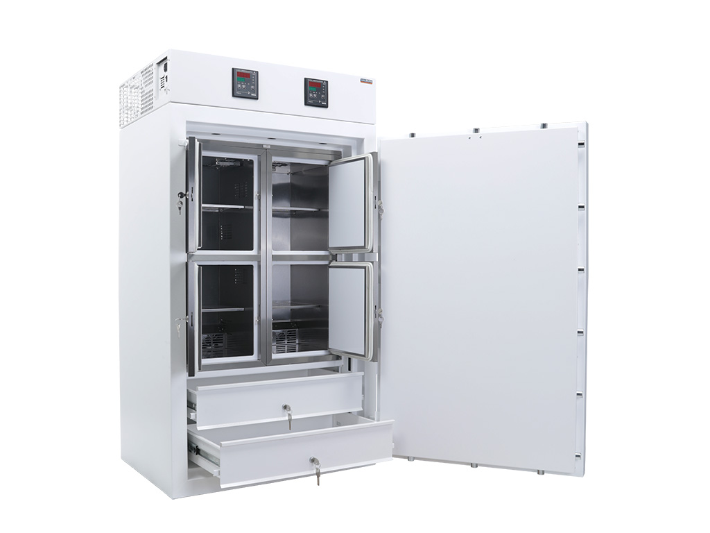 Сейф-термостат для хранения наркотических препаратов TS-3/100