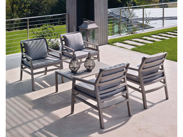 Столик пластиковый кофейный Aria 100 тортора