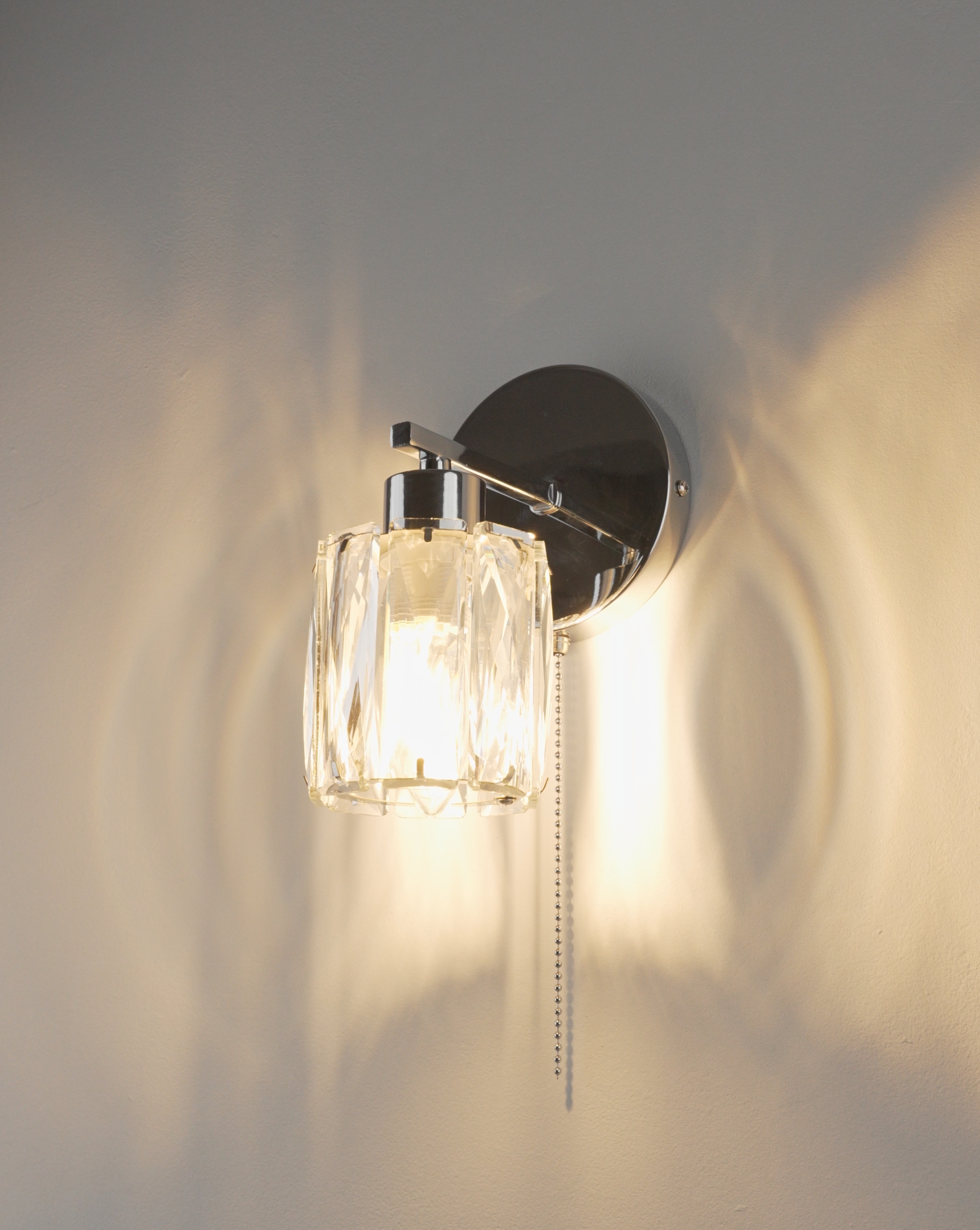 Светильник настенный Moderli V11687-1W Prismique