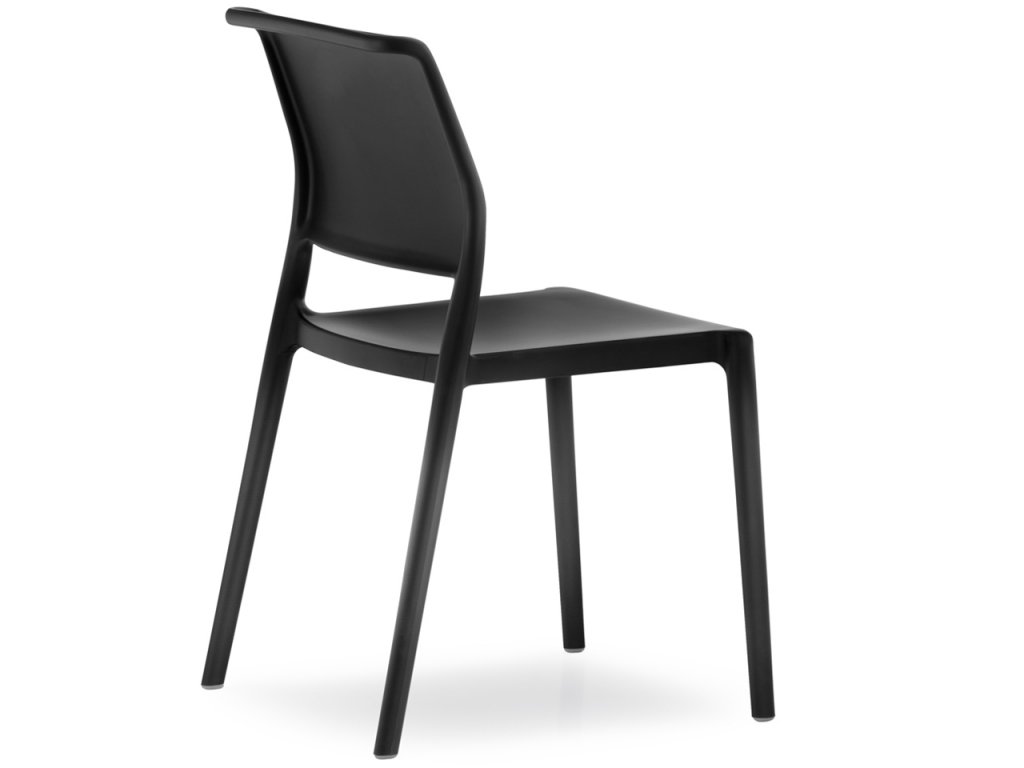 Стул пластиковый Ara черный