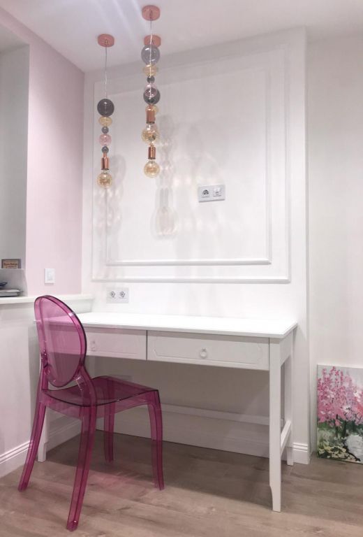 Стул прозрачный Elizabeth розовый