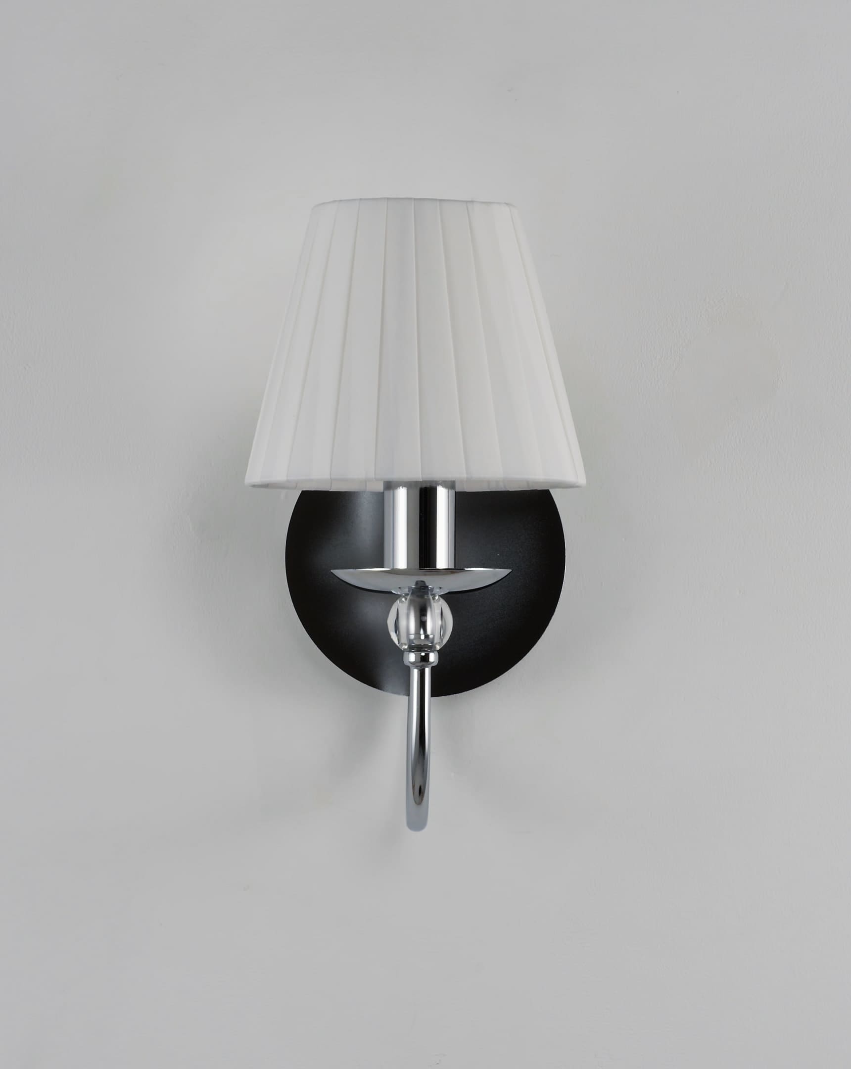 Бра Moderli V2610-1W Feels