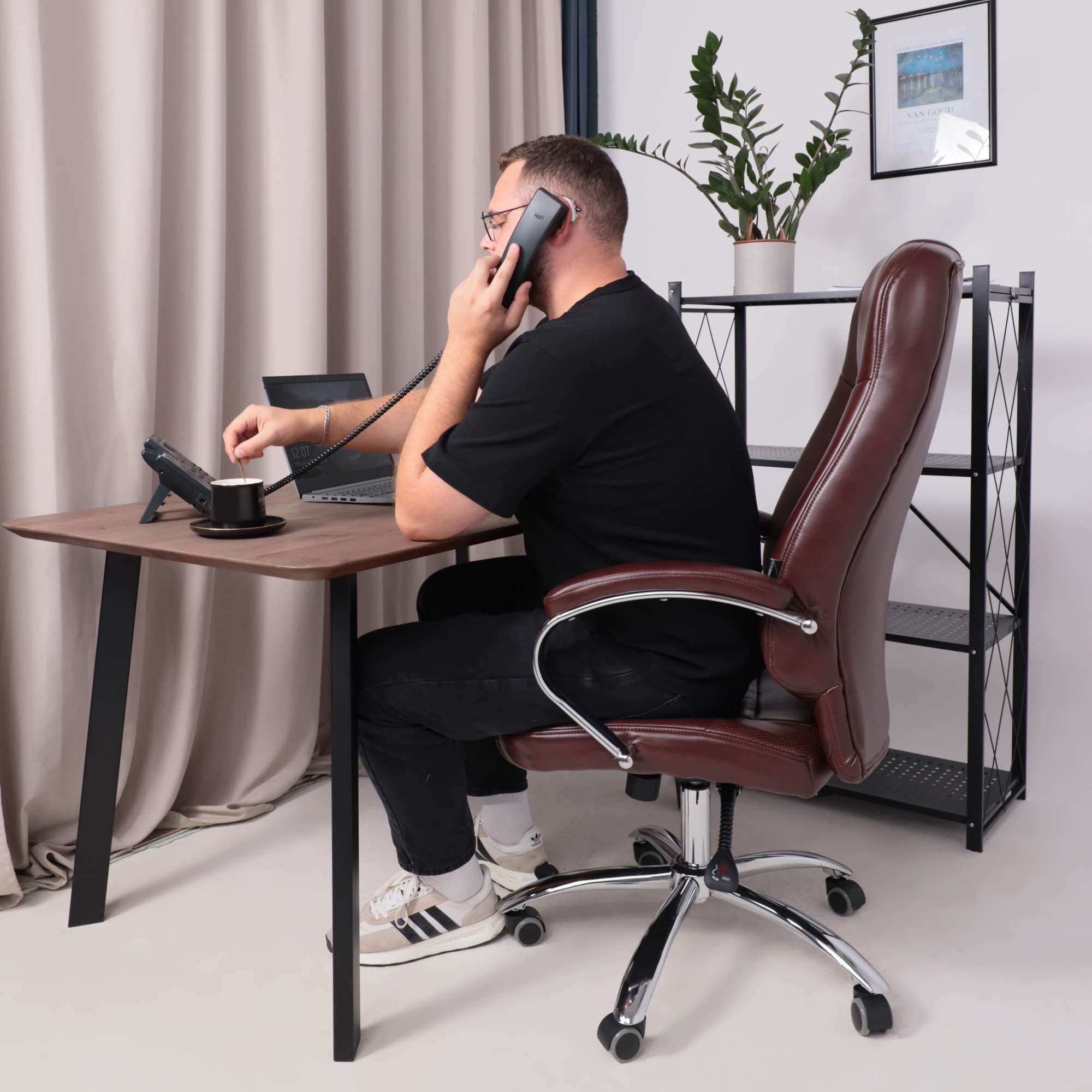 Кресло поворотное King, темно-коричневый, экокожа