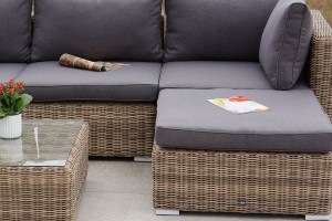 "Лунго" трансформирующаяся лаунж-зона из искусственного ротанга