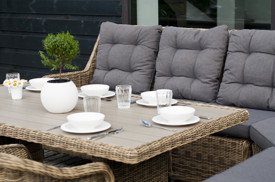 "Бергамо" плетеный обеденный стол