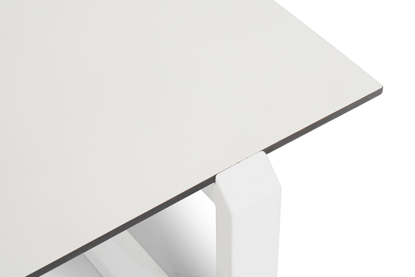 "Варадеро" журнальный стол из HPL 110х60 H43