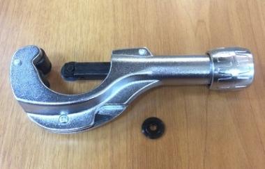 JOK-05A Труборез ручной 5-32 mm (с запасным режущим диском)