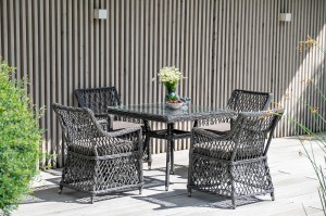 "Айриш" обеденная группа плетеная на 4 персоны