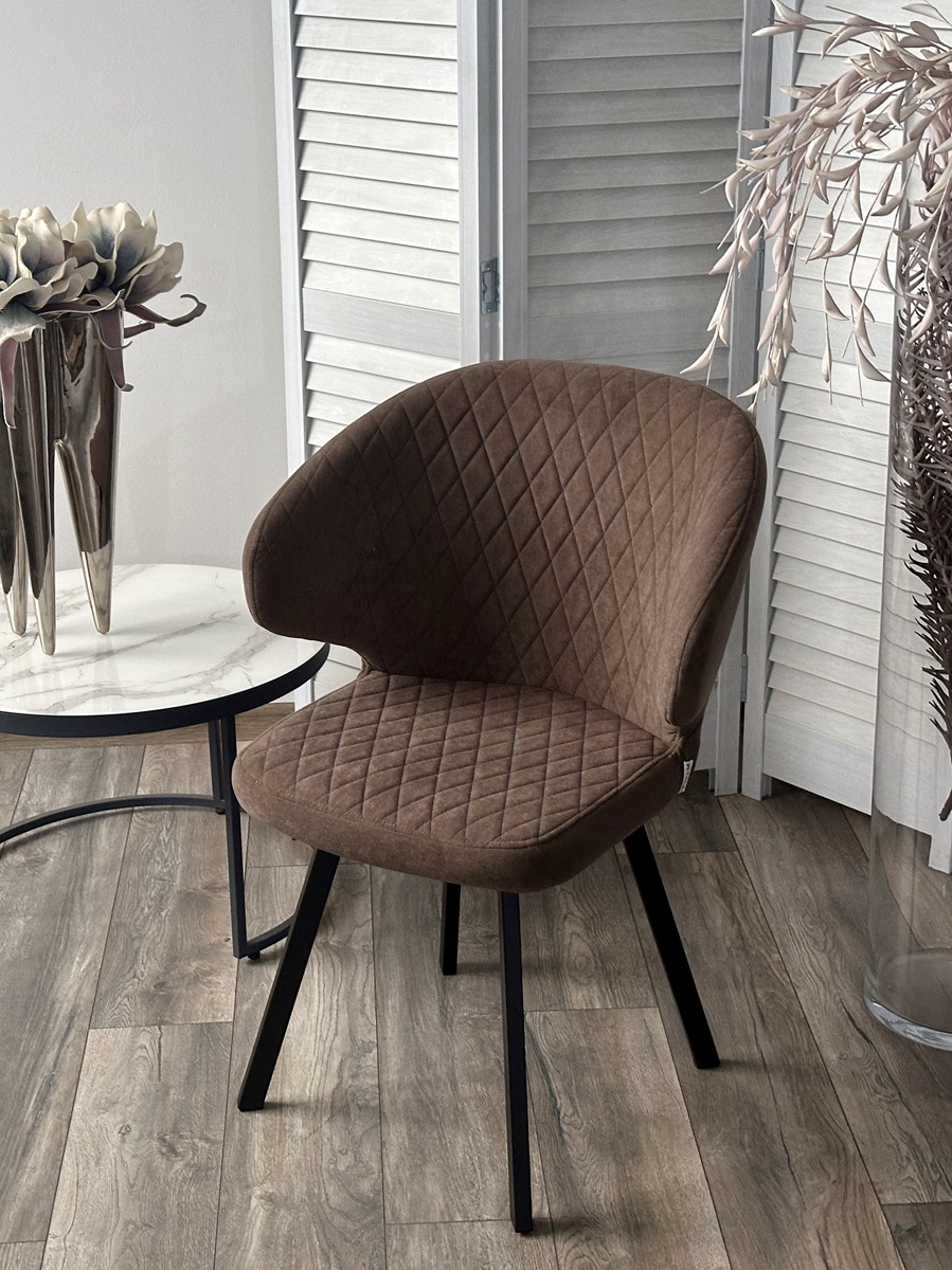 Стул ХИЛТОН 360 град., цвет B29 Шоколадный, велюр / черный каркас