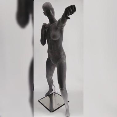 F11553 Манекен женский "движения в боксе Ронда" с имитацией лица, стекловолокно