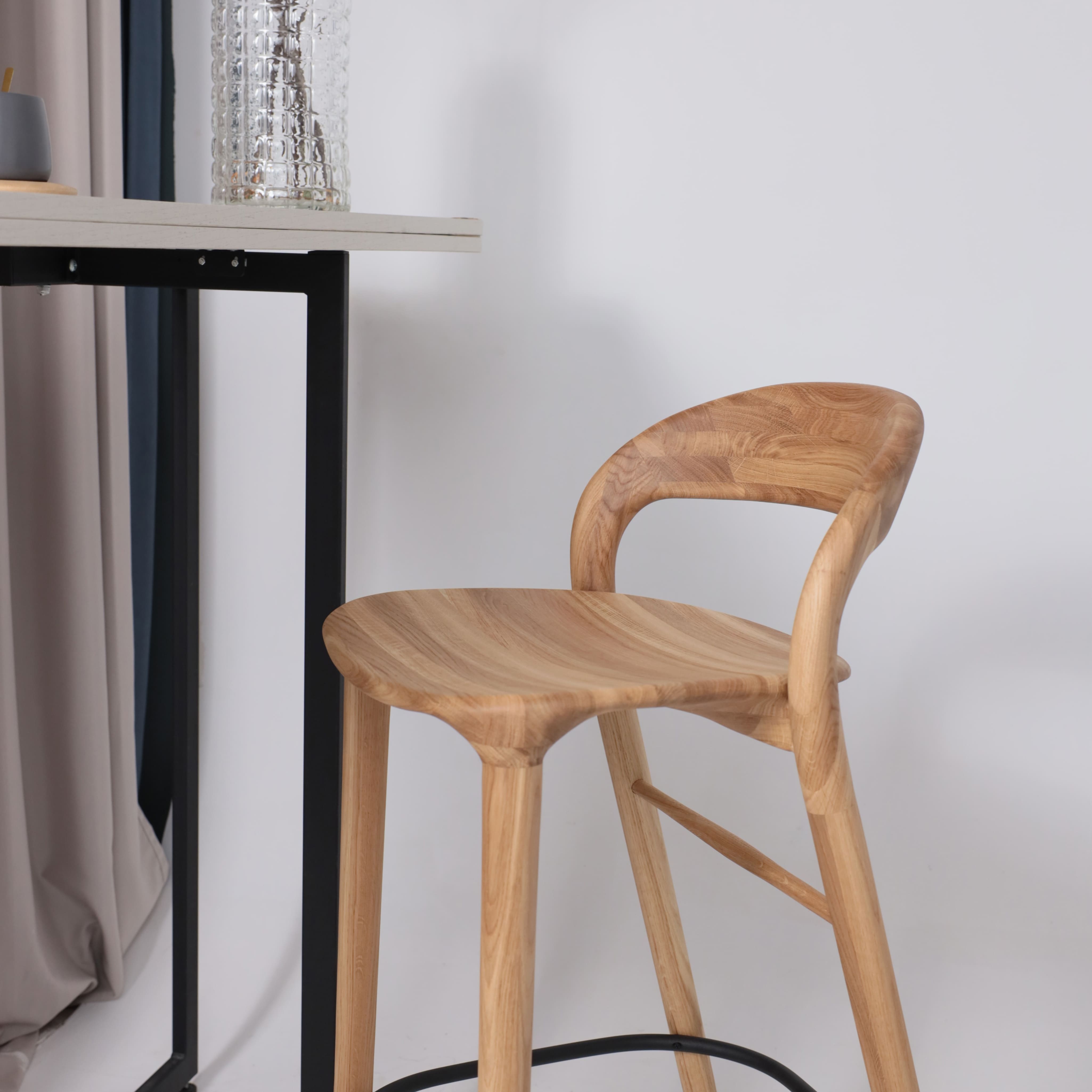 Стул барный Мэри, дуб натуральный, массив дуба