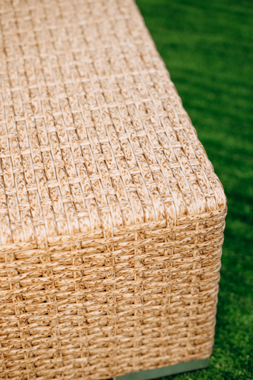 Столик плетеный журнальный Tama бежевый люкс