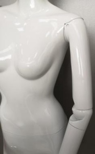 FA-15 Манекен женский глянцевый без лица с шарнирами в локтях 175/76/57/84