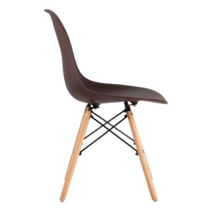 Стул Eames DSW коричневый