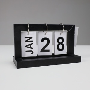 Статуэтка декоративная CALENDAR, черный, 20,5*12*9см