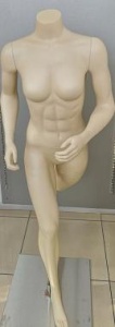 F04154 Манекен женский бегущий, без головы, H=1550 мм 90/70/94