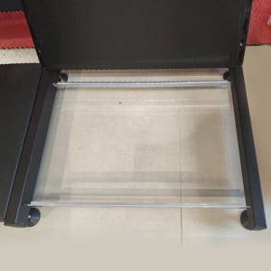 GLS.019-1B \ Держатель нижней полки (1 шт, L=900 мм)