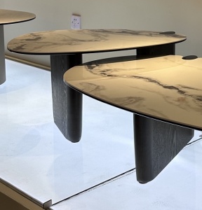 Стол кофейный ДЭГ (DAG) цвет FENDI WHITE керамика на стекле/массив/ МДФ, дубовый шпон ®DISAUR