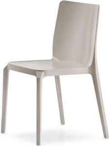 Стул пластиковый Blitz песочный