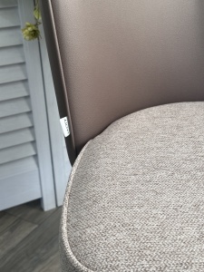 Стул МОНЕ цвет Бисквит ROVENA BISCUT  ткань / ORAKUL 290 экокожа / Черный каркас