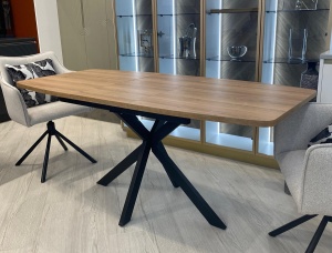 Стол АРИЗОНА 130 ДУБ КУНЕО / Черный каркас