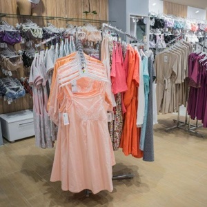 MQ74S (20558) \ Вешало напольное 4-х рожковое