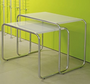 Столы для демонстрации товара SDT