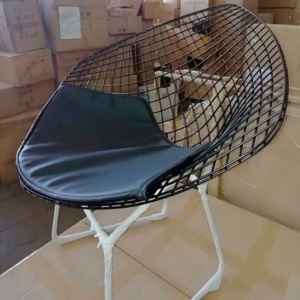Стул Bertoia Diamond цена 26 438.50 ₽ Стул Bertoia Diamond