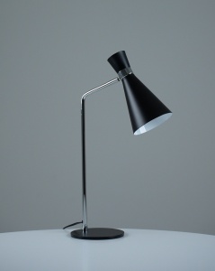 Лампа настольная Moderli V10996-T Page цена 5 990 ₽ Лампа настольная Moderli V10996-T Page