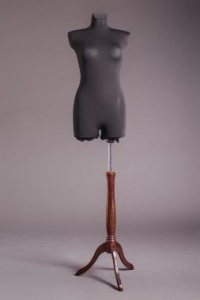 D-7 Манекен портной (46-48) женский с бедром мягкий 93*68*94 см